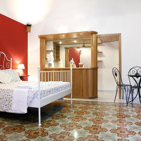 B&B Maia House Santo Stefano di Camastra Exterior photo